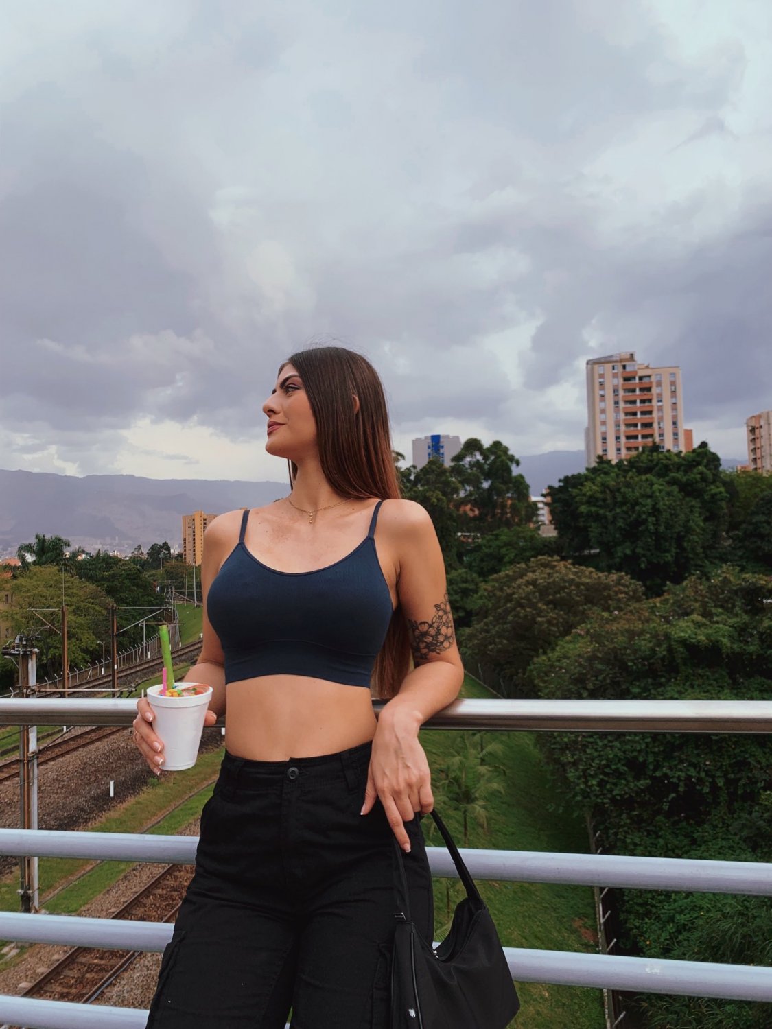 SULAY AKA ESA DICEN ANAL #2DOjlC3g