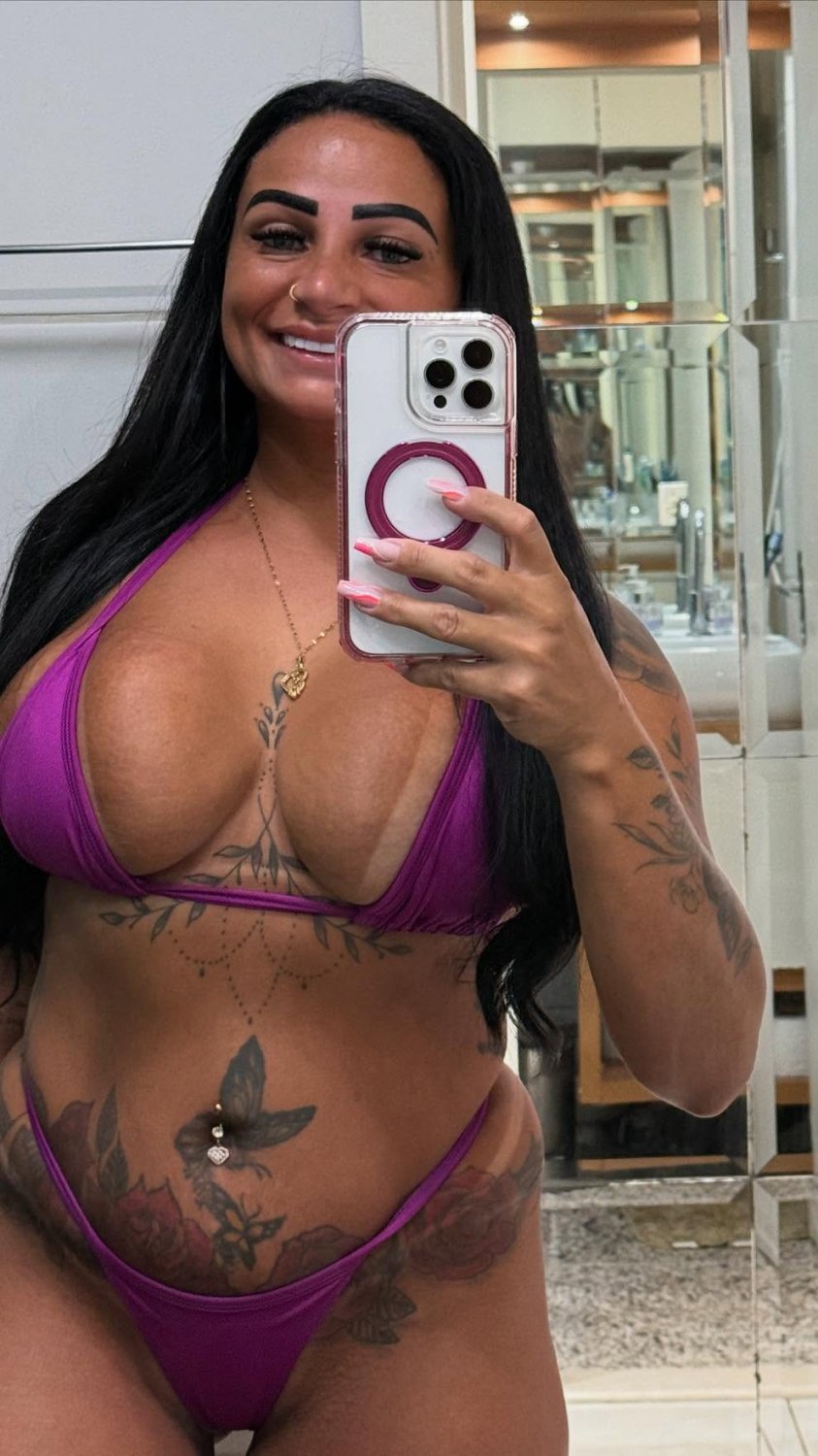 Vanessinha - RJ #PM3YwxSU