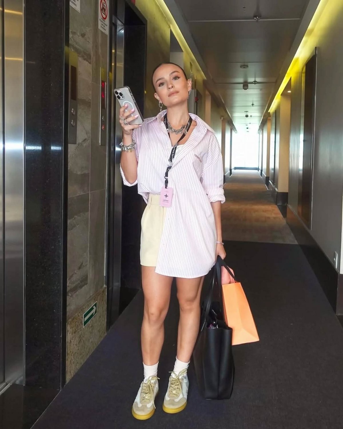 Linda , beleza Larissa...Larissa Manoela deliciosa #R2eZnGF3